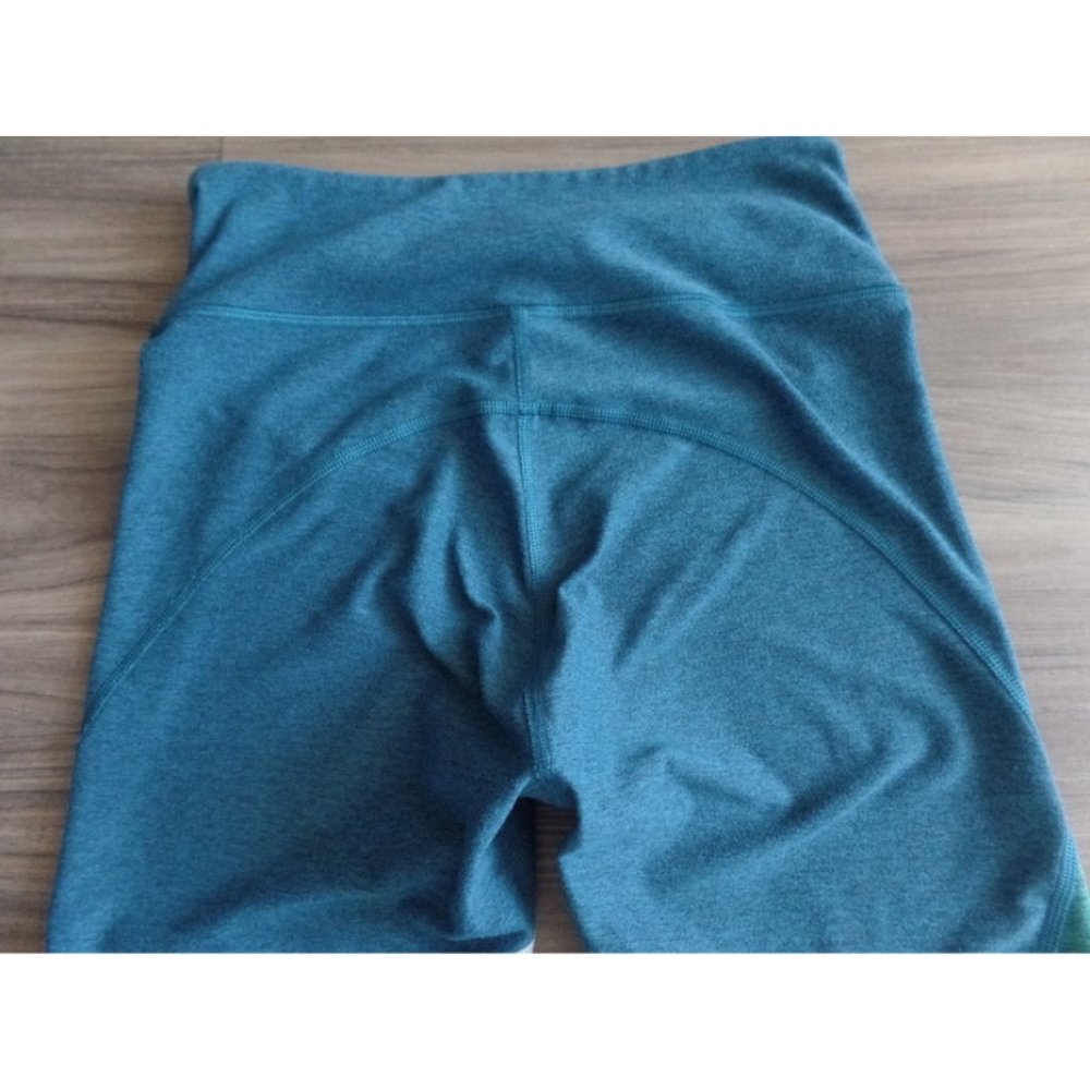 Outdoor Voices 7/8 Colorblock Leggings, sz XS - Picture 7 of 9